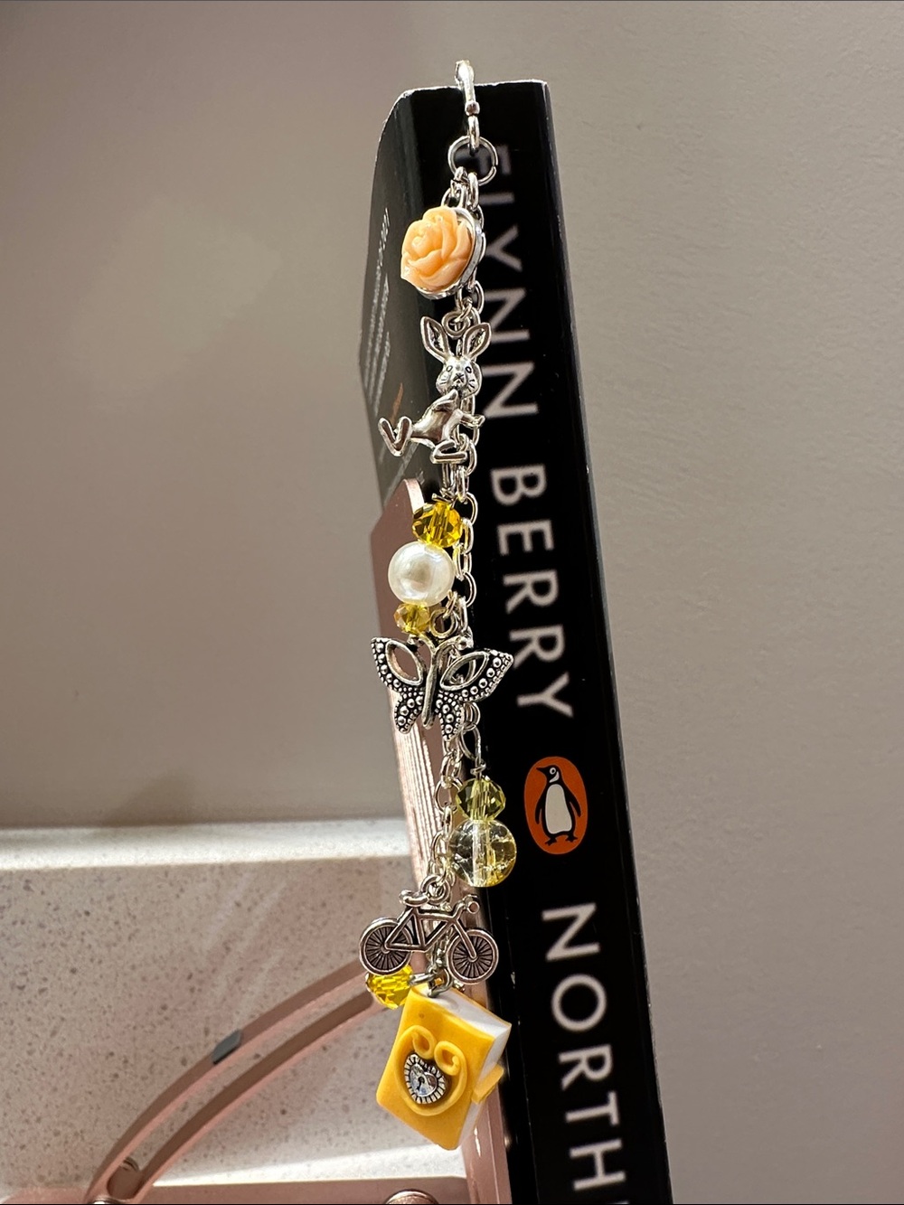 Charm Dangle Bookmarks in Blue and Yellow - Picture 4 of 6
